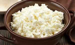 Творог для людей, страдающих панкреатитом