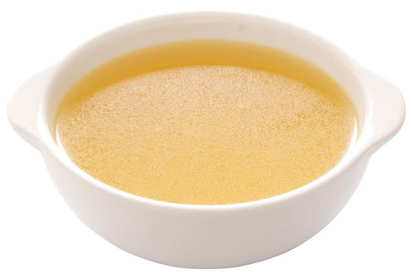 Прозрачный куриный бульон
