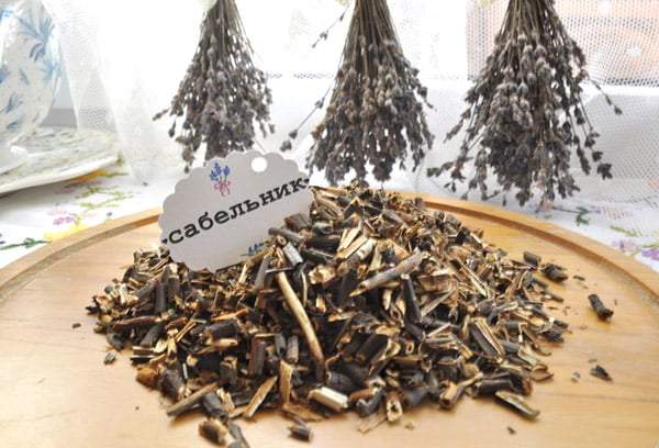 Сушеный сабельник
