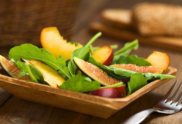 Салат с инжиром