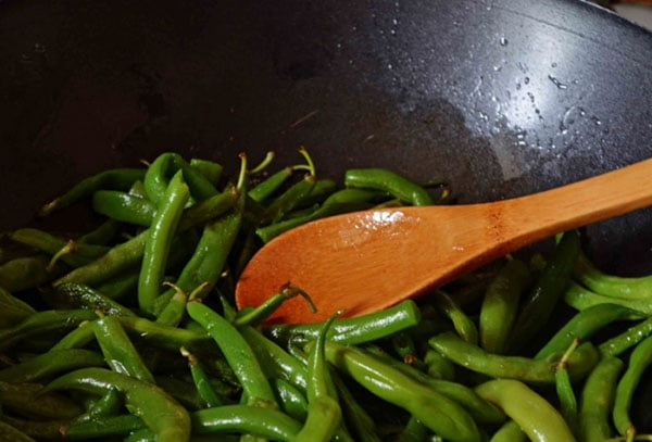 Тушение стручковой фасоли