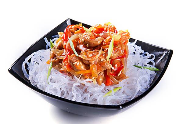 Блюдо с фунчозой