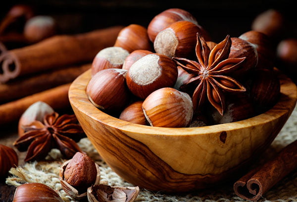 Фундук и специи