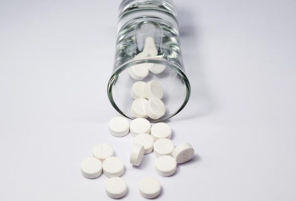 Рассыпанные таблетки