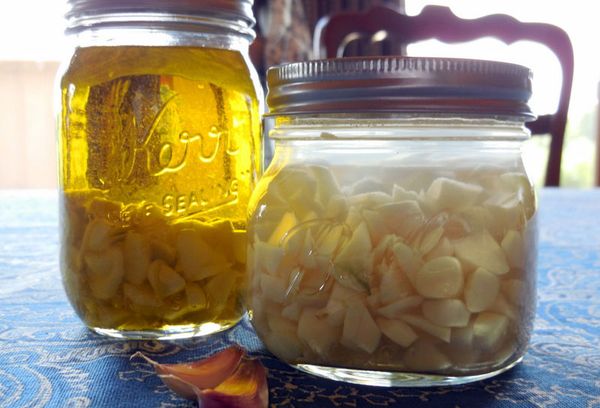 Чеснок и масло