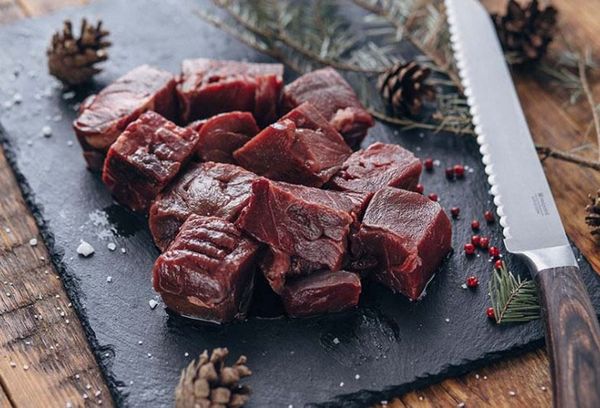 куски медвежьего мяса