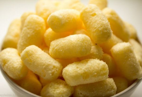 желтые кукурузные палочки