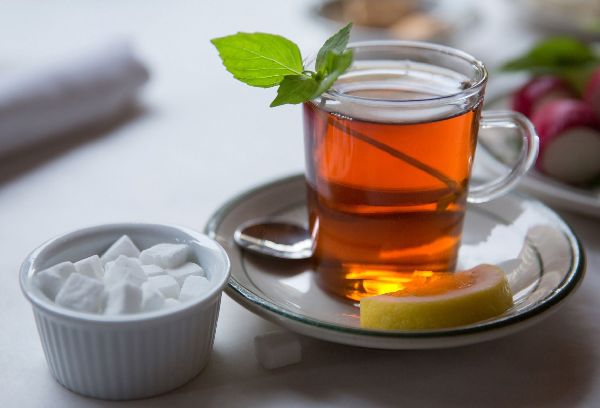 чай и сахар