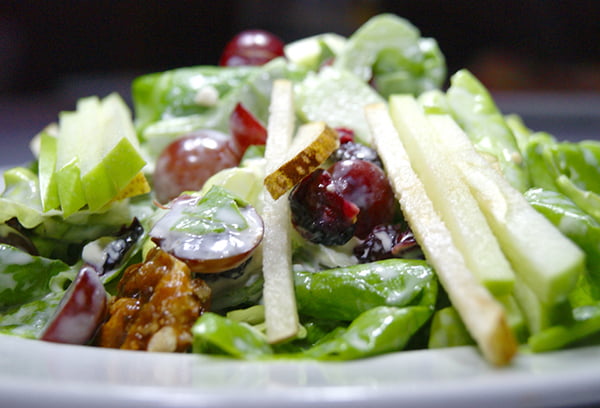 Салат из свежего сельдерея