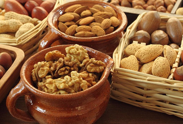 Разные виды орехов