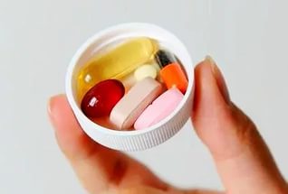 Таблетки в крышечке