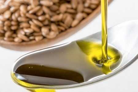 Ложка с льняным маслом Ложка с льняным маслом