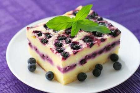 Творожная запеканка на тарелке