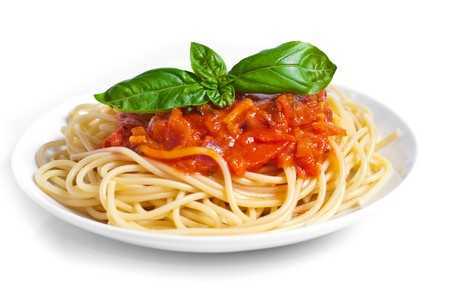 Тарелка с макаронами