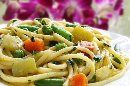 Макароны с овощами