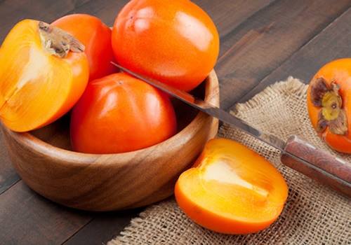 Чашка с хурмой