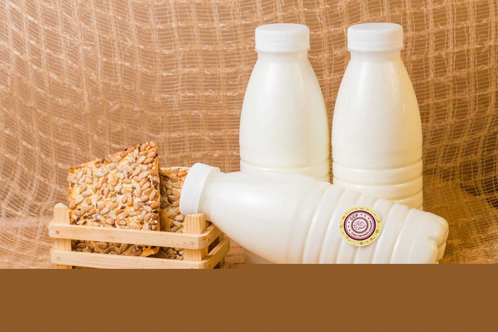 кефир в бутылках