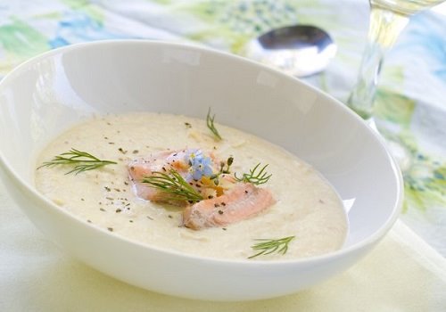 Слизистый суп с рыбой