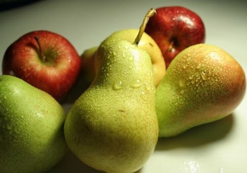Яблоки и груши