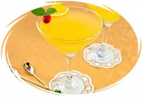 Ароматное лимонное желе – отличное блюдо для утоления голода в жаркие дни. Ароматное лимонное желе – отличное блюдо для утоления голода в жаркие дни.