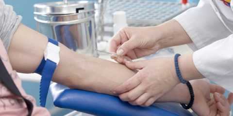 Для анализа крови на инсулиновый гормон кровь забирается из вены Для анализа крови на инсулиновый гормон кровь забирается из вены