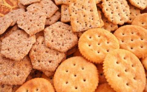 Галетное печенье прекрасно подойдет к чаю во время перекуса
