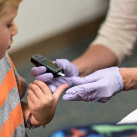 Мальчик - диабетик Мальчик - диабетик