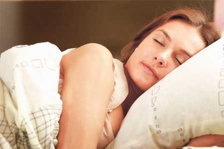 Спящая женщина Спящая женщина