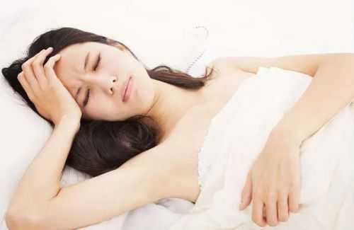 Общая слабость у женщины