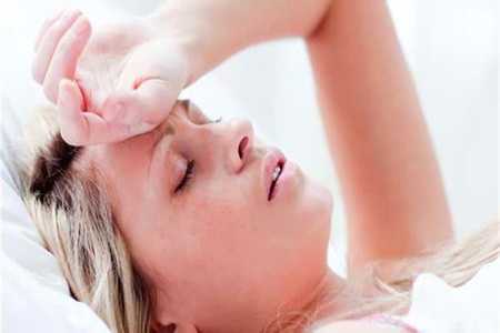 Больная девушка Больная девушка