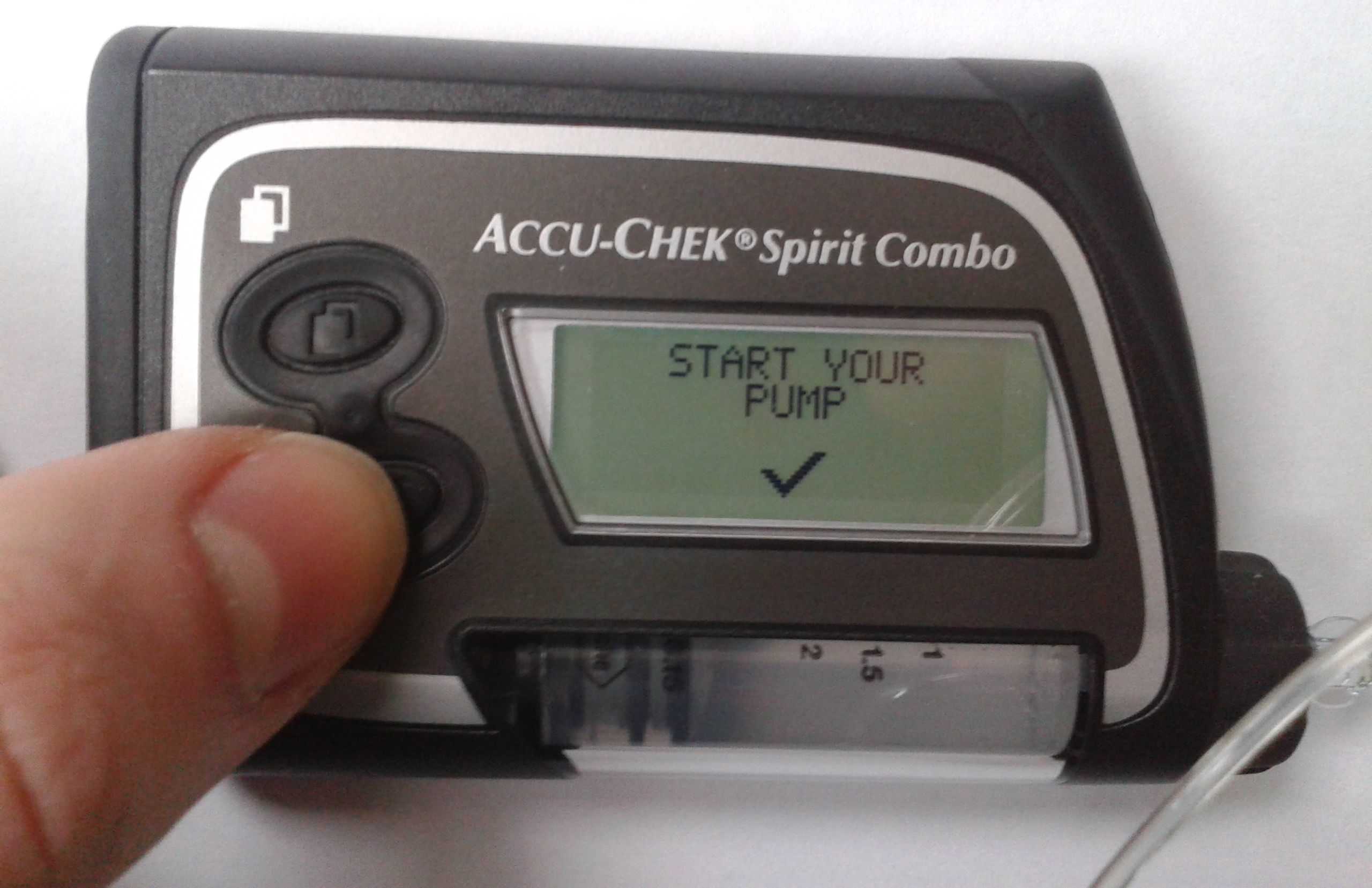 управление инсулиновой помпой