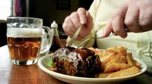 Пиво и фастфуд