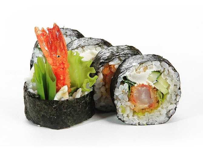ролл с морепродуктами