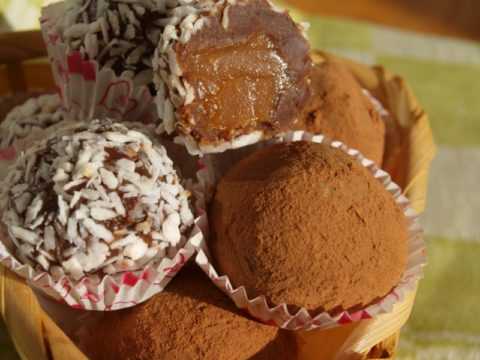 Сладости, приготовленные самостоятельно, особенно полезны и полностью натуральные. Сладости, приготовленные самостоятельно, особенно полезны и полностью натуральные.