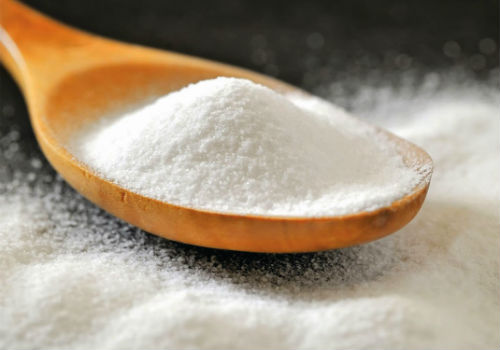 белый порошок в ложке
