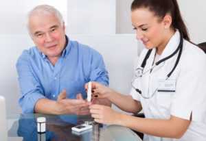 врач при диабете