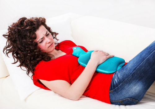 холодная грелка на животе